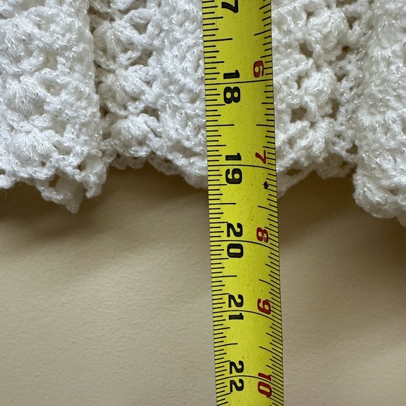 Two hand crocheted outfits with a One crocheted blanket
With a Pearl White Yarn - Picture 6 of 16